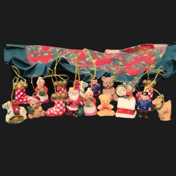 Mini Vintage Christmas Ornaments & Tree Skirt Set 1980s Holiday Miniatures  Sant - Picture 7 of 12